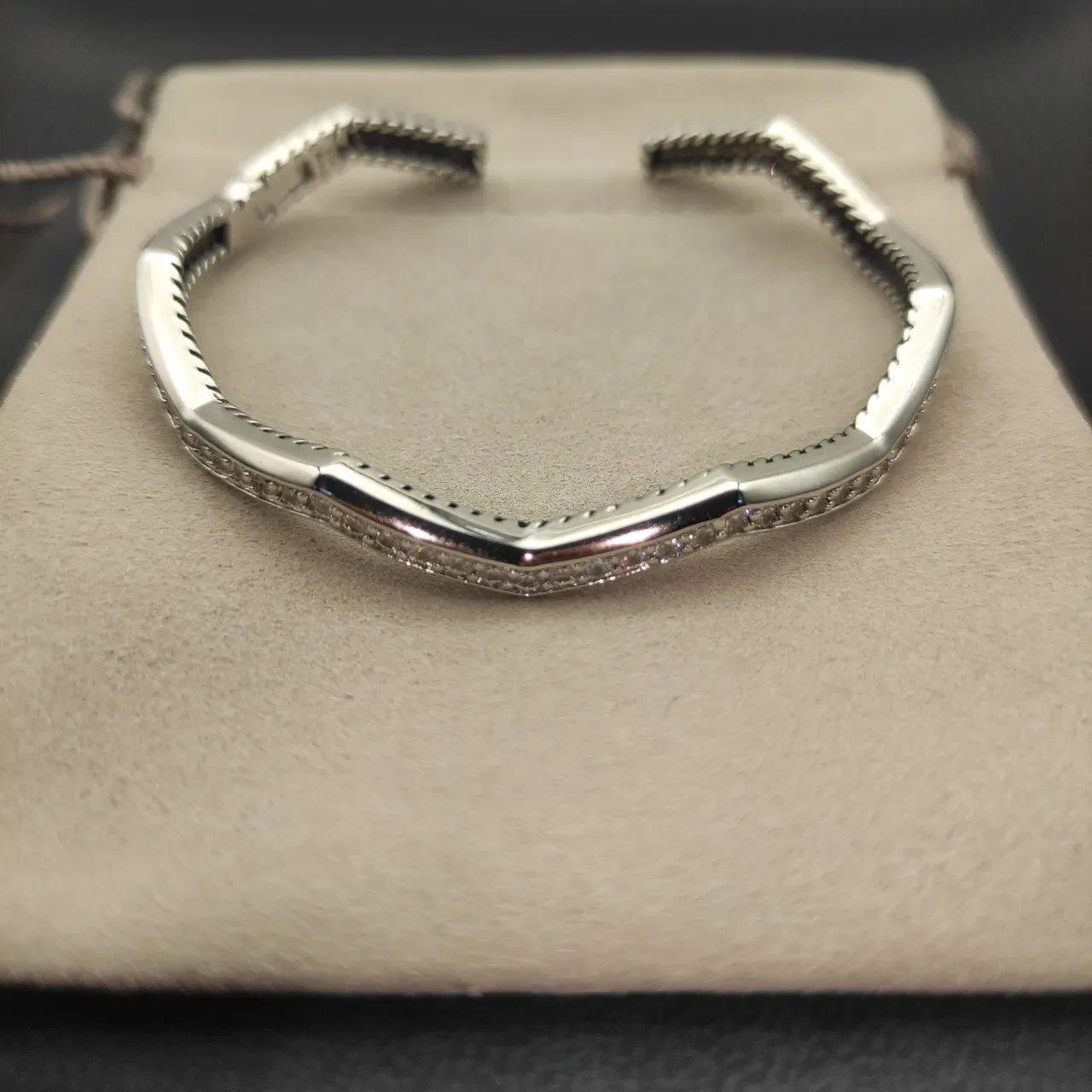 Tiffany & Co. HardWear Pavé Diamond Rope-Edge Open Cuff Bracelet 4
