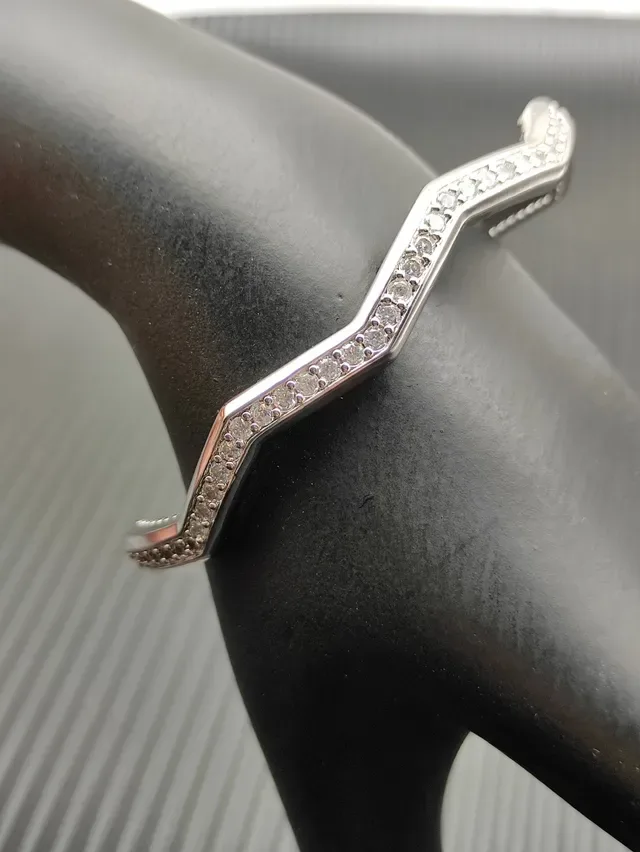 Tiffany & Co. HardWear Pavé Diamond Rope-Edge Open Cuff Bracelet 8