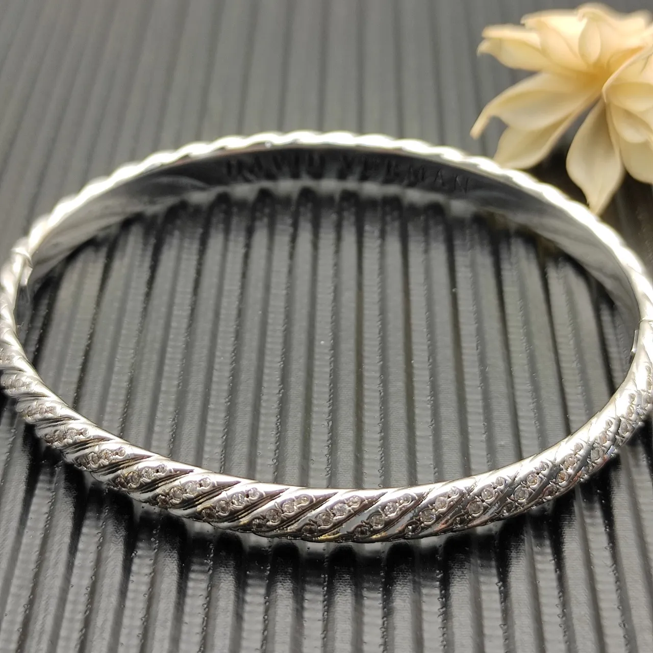 Tiffany & Co. HardWear Corde torsadée pavé bracelet 4