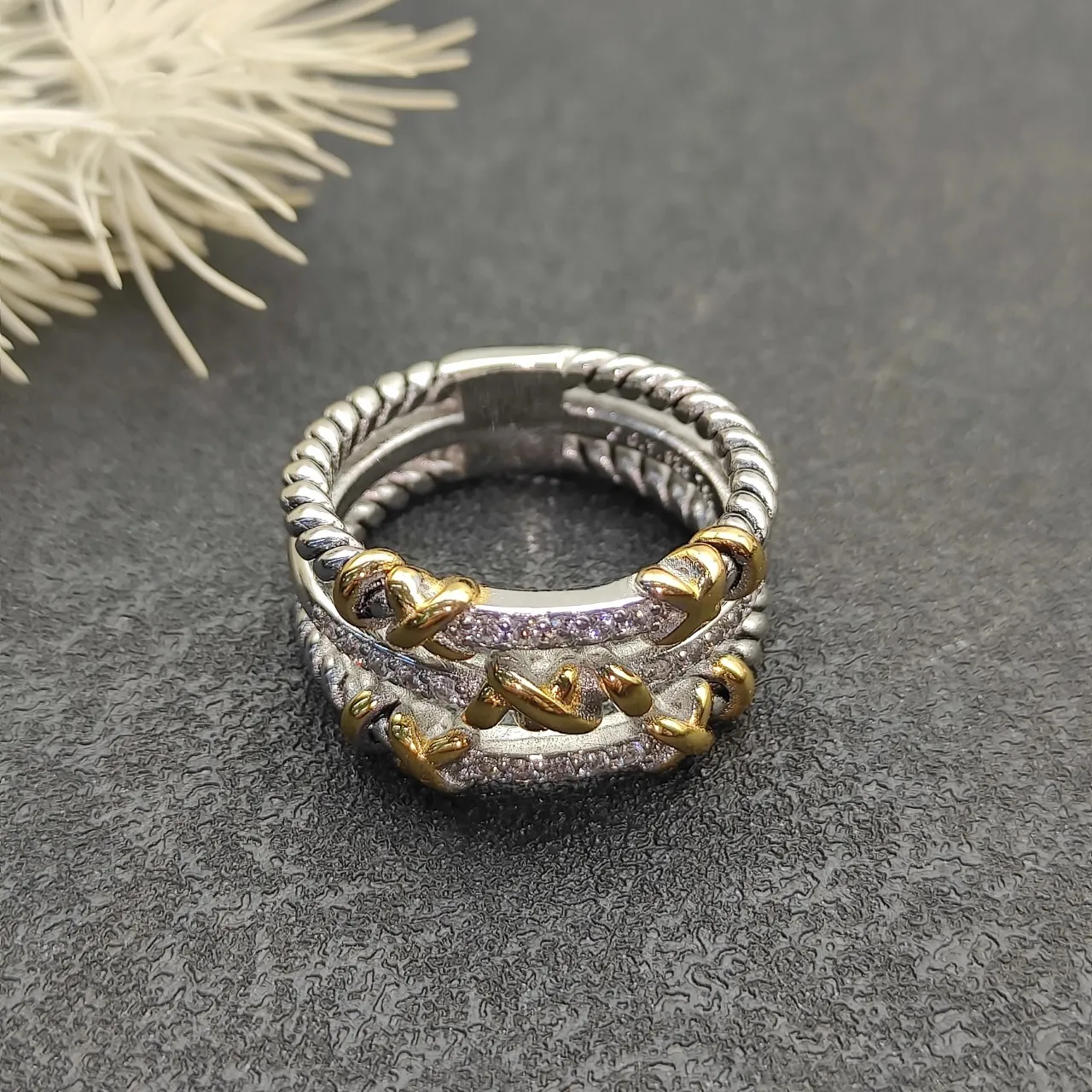 Tiffany & Co. Return to Tiffany Love Knot Bague de Diamant à Deux Tons Empilable 4