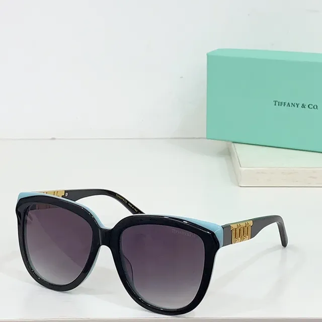 Tiffany & Co. T Collection Angular Cat-Eye Black Gold Lunettes de soleil 5