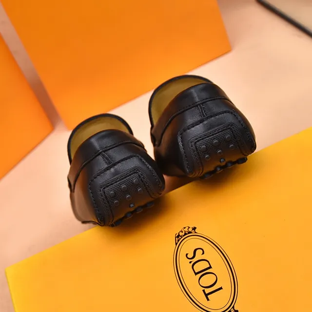 Tod's Double T Loafer Noir en Cuir Slip-On 2