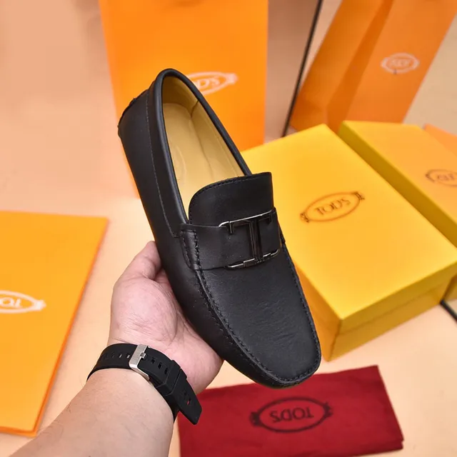 Tod's Double T Loafer Noir en Cuir Slip-On 3