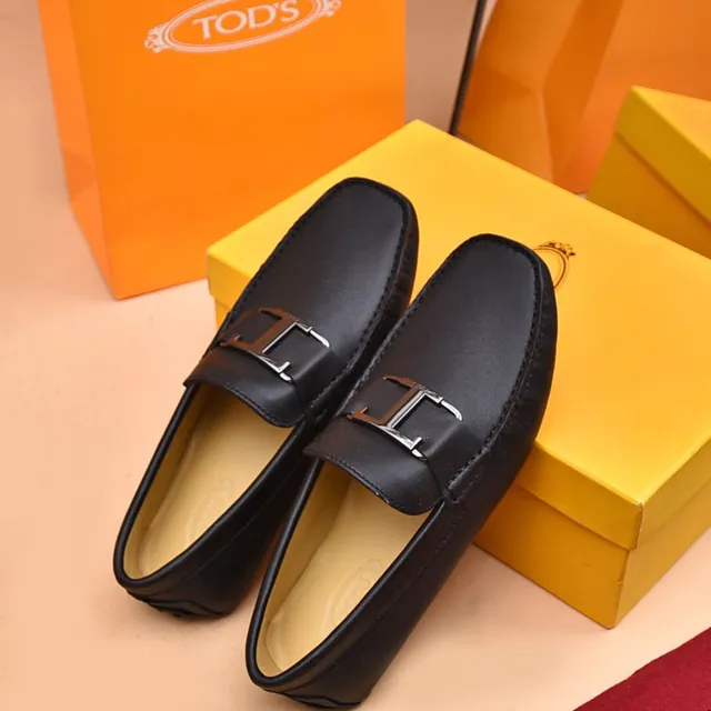 Tod's Double T Loafer Noir en Cuir Slip-On 4