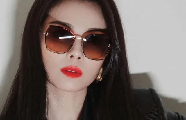 Tom Ford Angular Shield Gradient Sunglasses 3