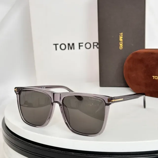 Tom Ford Black Gold Rectangular Acetate Frame T-Bar Temple Accents Sunglasses 5