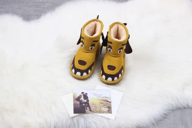 UGG Bottes de Neige avec Visage de Chien en Jaune Moutarde 4