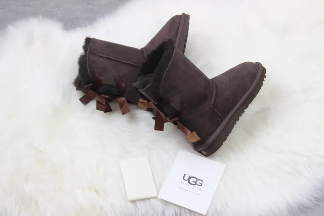 UGG Classic Brown Black Suede Upper Shearling Lining Ankle Boots 5