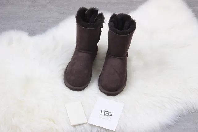 UGG Classic Brown Black Suede Upper Shearling Lining Ankle Boots 7
