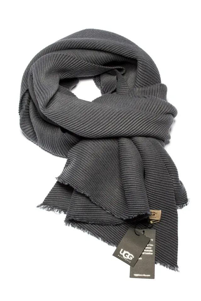UGG Gray Ribbed Charcoal Scarve 5