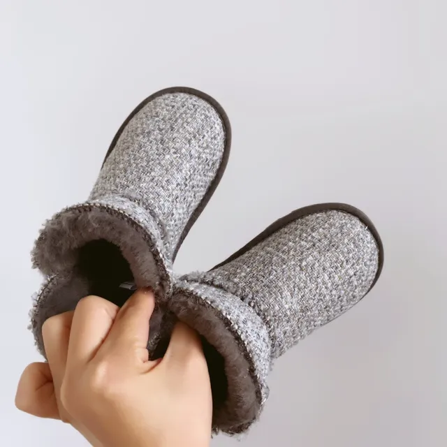 UGG Bottes de neige rose beige avec dessus en tweed et doublure en shearling 10