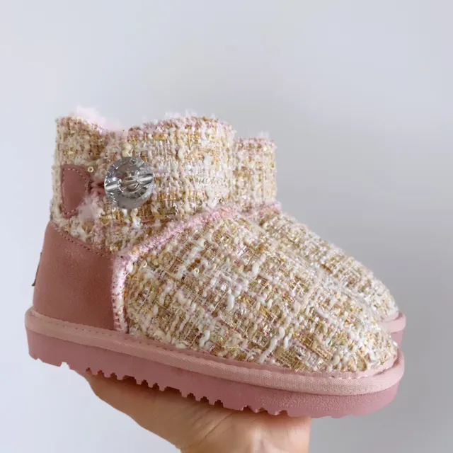 UGG Bottes de neige rose beige avec dessus en tweed et doublure en shearling 23