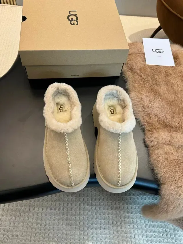 UGG Tasman Beige White Shearling-Lined Suede Upper Casual Shoes 2