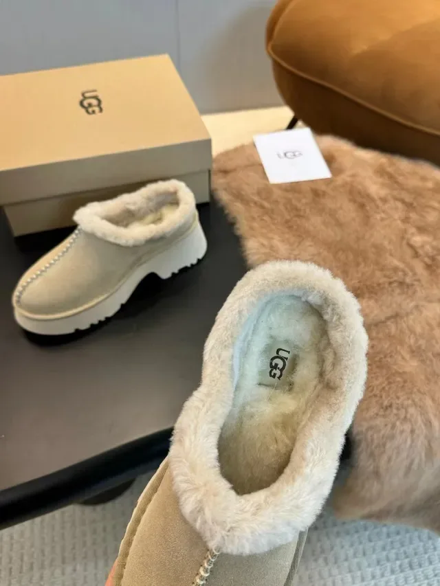 UGG Tasman Beige White Shearling-Lined Suede Upper Casual Shoes 4