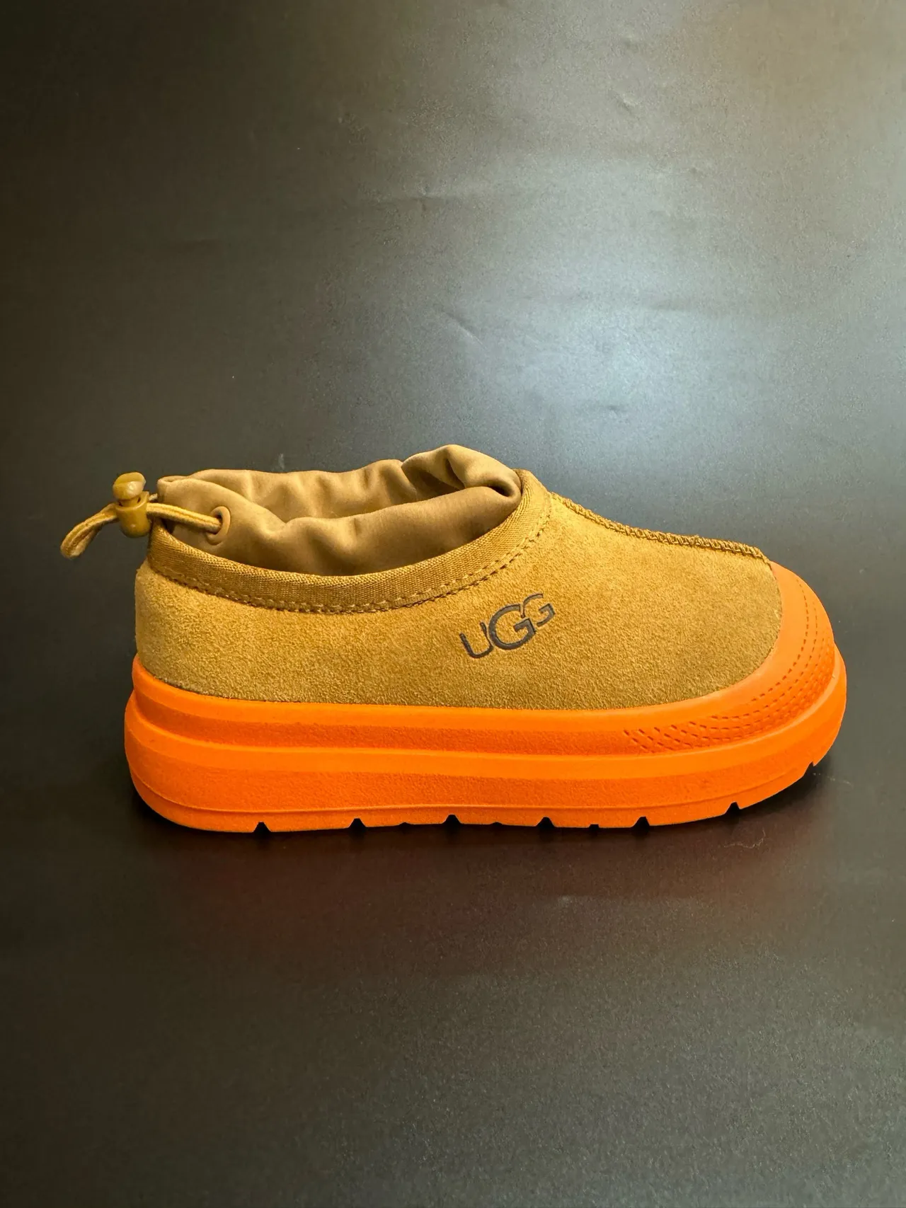 UGG Tasman Bege Branco Slip-On Plataforma Sola Sapatos Casuais 3