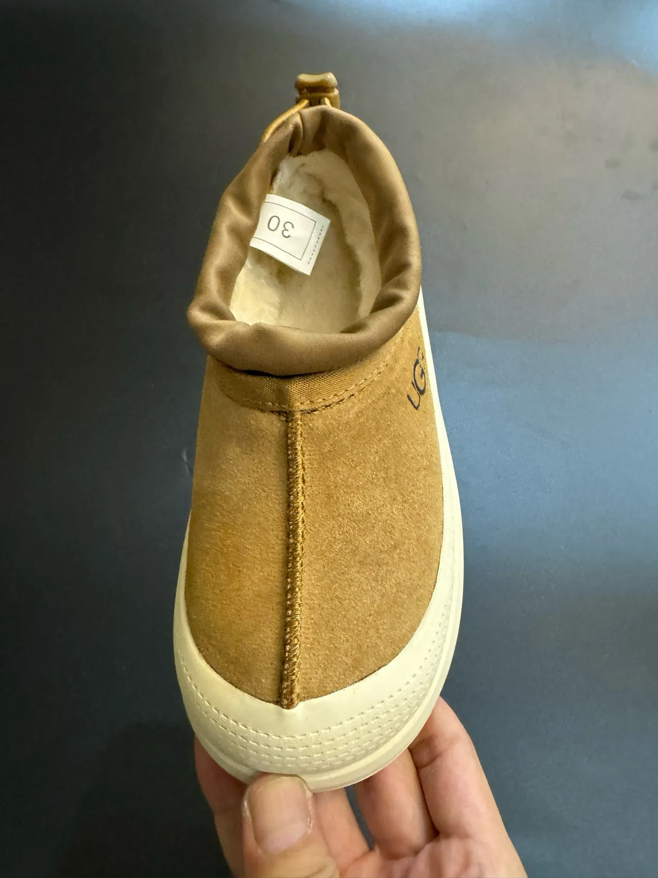 UGG Tasman Bege Branco Slip-On Plataforma Sola Sapatos Casuais 11