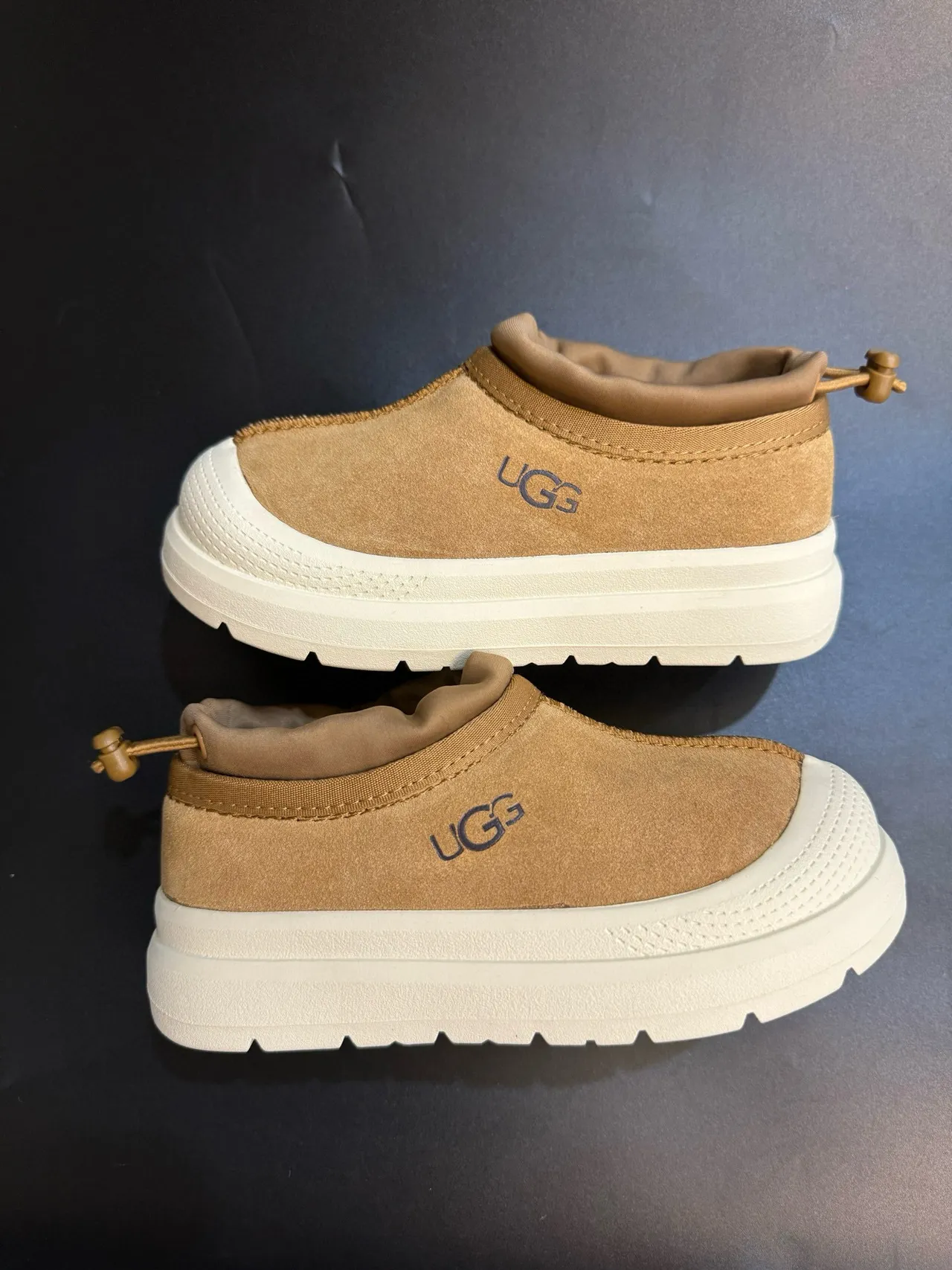 UGG Tasman Bege Branco Slip-On Plataforma Sola Sapatos Casuais 14