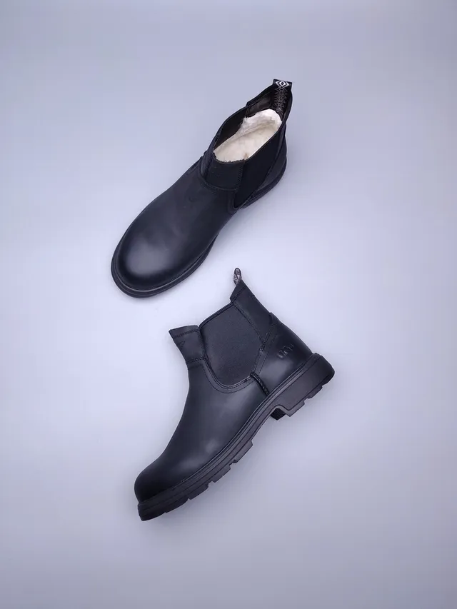 UGG Tasman Black Leather Chelsea Boots 8