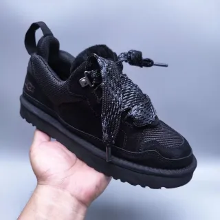 UGG Tasman حذاء أسود سويدي وشبكي للستايل الحياتي