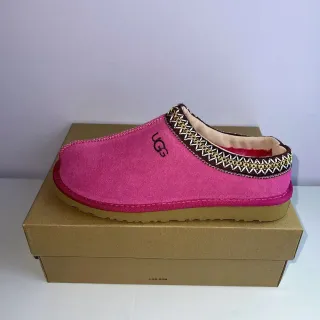 UGG Tasman Zapatilla rosa con ribete bordado
