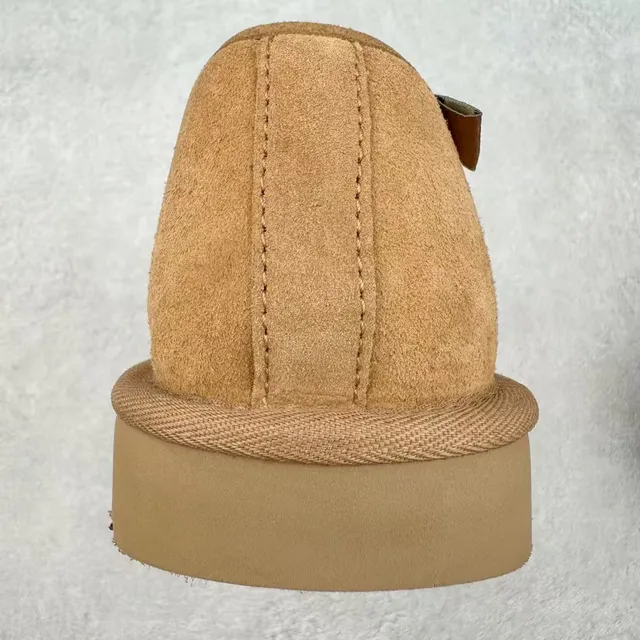 UGG Tasman Tan Suede mocassins slip-on 8