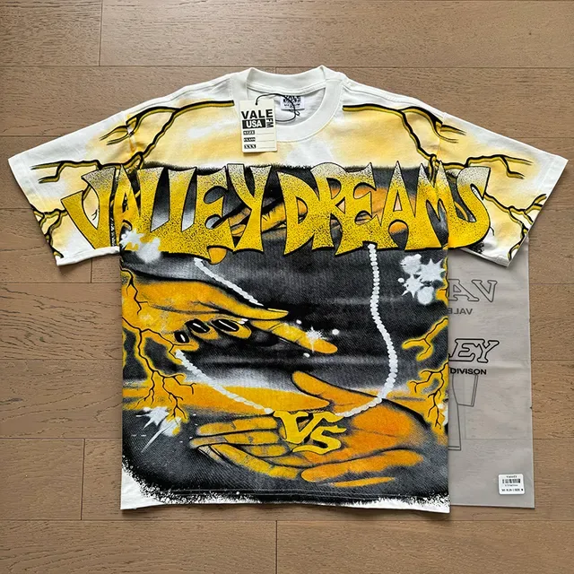 Vale Forever Graphic Print Spray-Paint Style T-Shirt 11