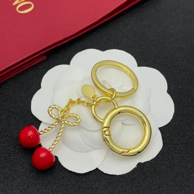 Bracelet Valentino Cherry Bow Or Rouge Métal Corde Tordue 3