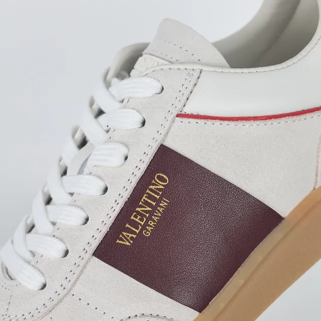 Valentino Garavani Off-White Bordeaux Rayé Sneakers Lifestyle 6