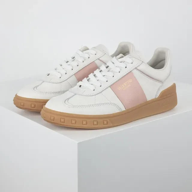 Valentino Garavani Sneakers Lifestyle Blanc et Rose en Cuir 2