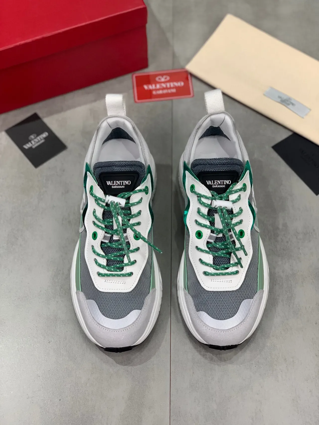 Valentino Gris Semelle Verte Maillage Avec Couches Et Synthétique Supérieur Baskets Chunky 9