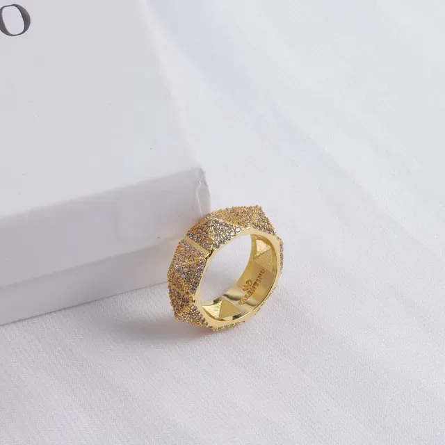 Valentino Rockstud Pavé Crystal Faceted Gold Ring 3