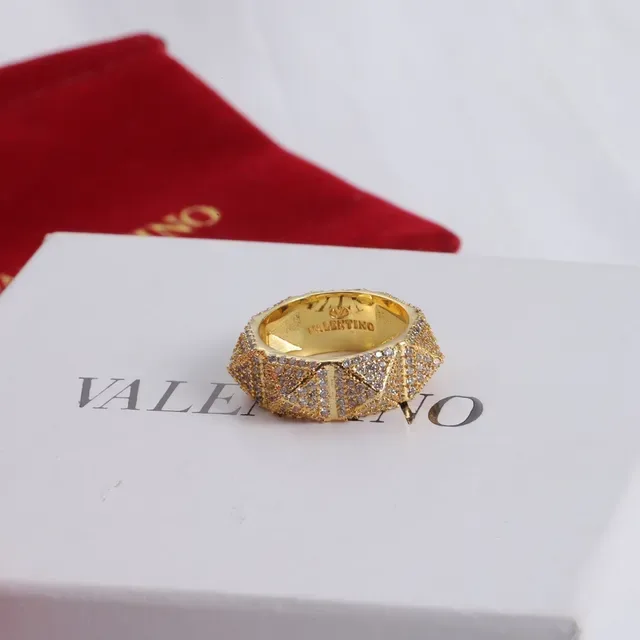 Valentino Rockstud Pavé Crystal Faceted Gold Ring 6