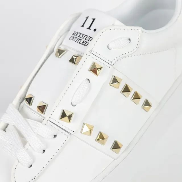 Valentino Rockstud Tênis Lifestyle de Couro Branco com Stud de Ouro 6