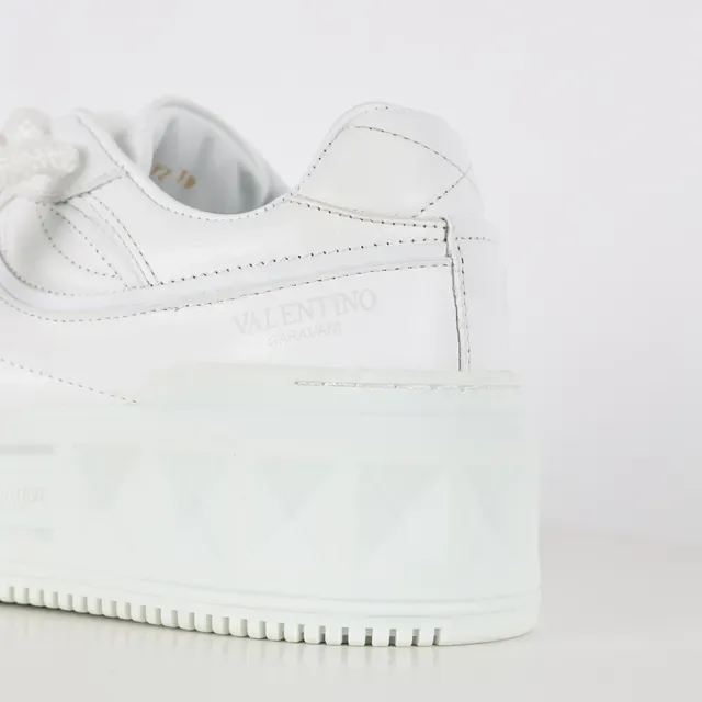 Valentino Rockstud White Platform Lifestyle Sneakers 4