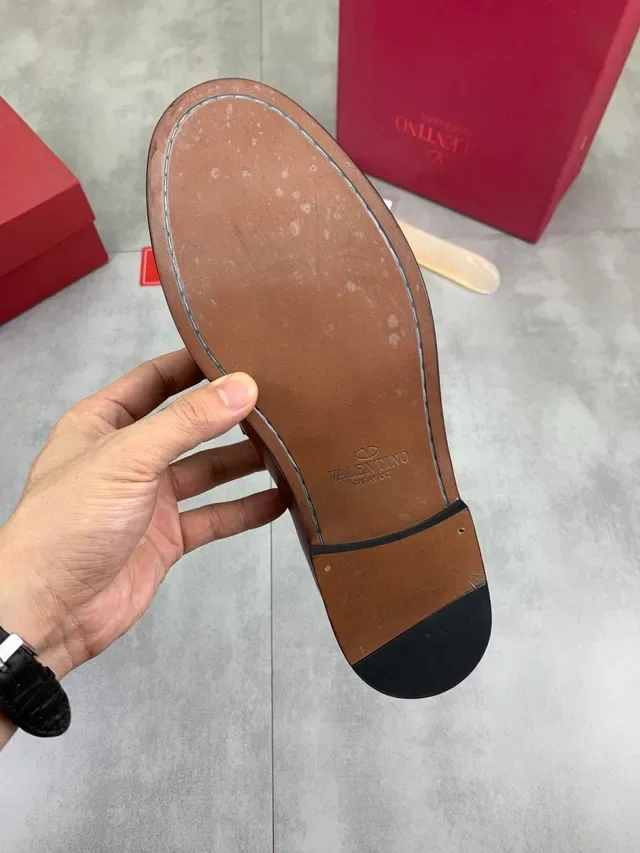 Valentino VLogo Loafer Marrom Dourado Couro Fivela Loafer 3