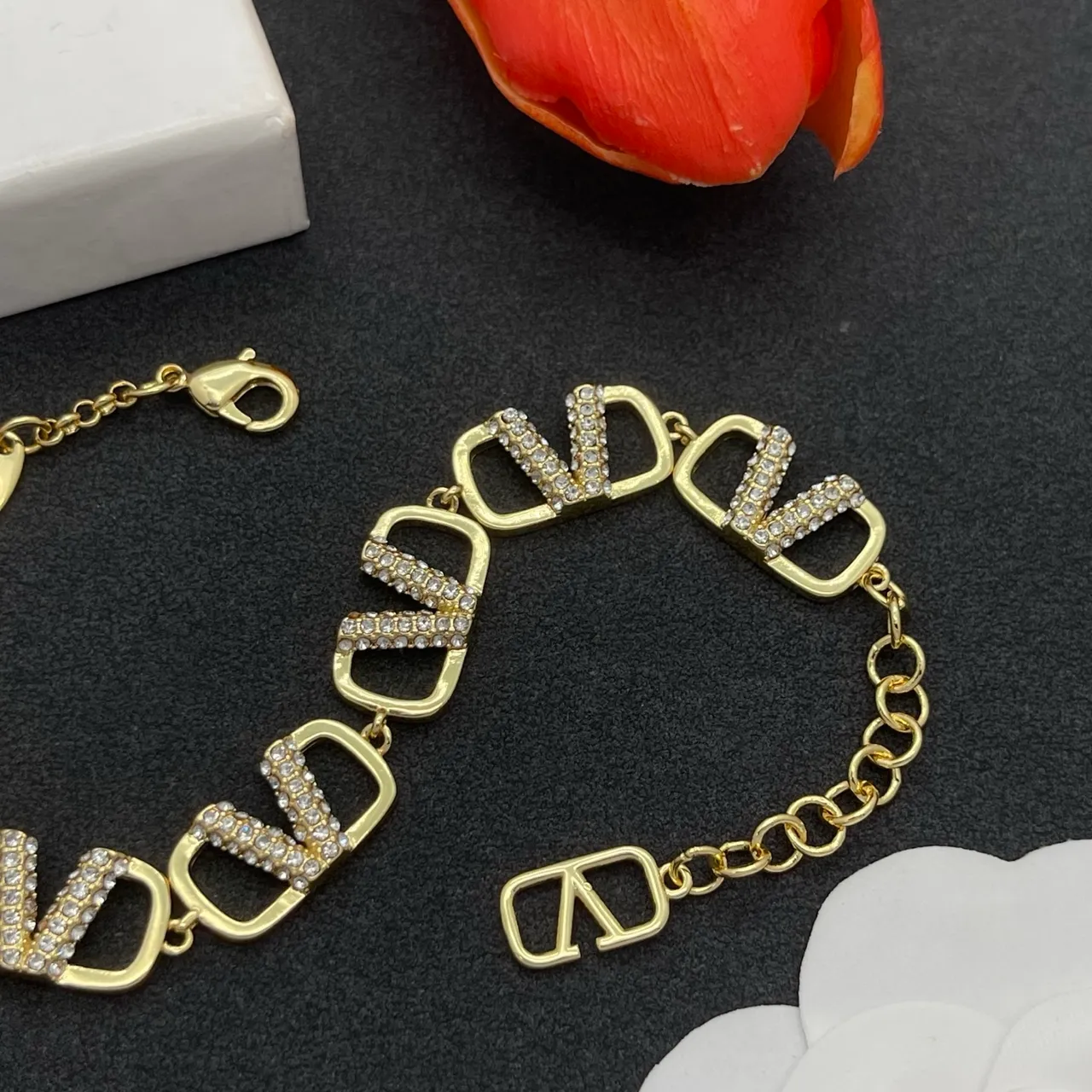 Valentino VLOGO Bracelet Chaîne Pavé Cristal Or-ton 8