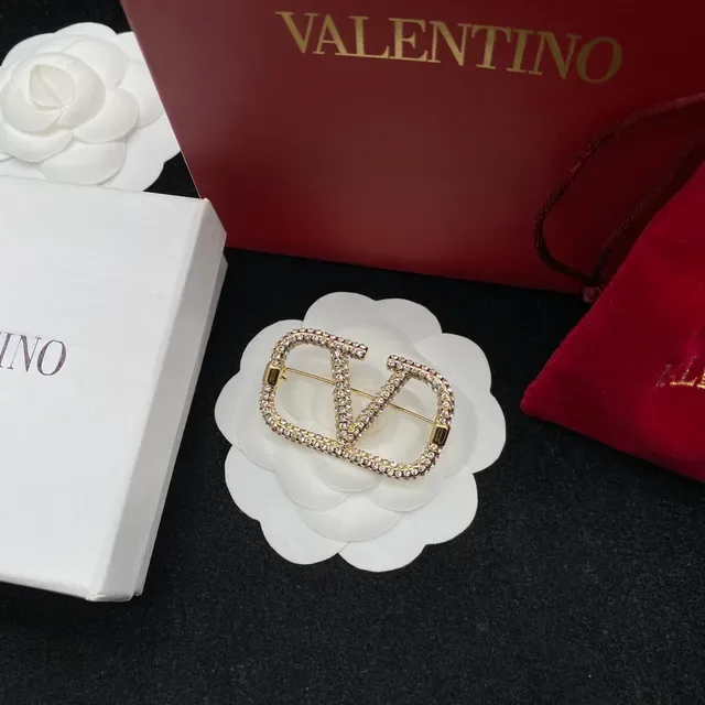 فالنتينو VLTN بافيه كريستال ذهبي بروش 3