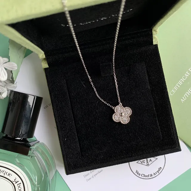 Van Cleef & Arpels Alhambra Four-Leaf Clover Pavé Diamond Necklace 4