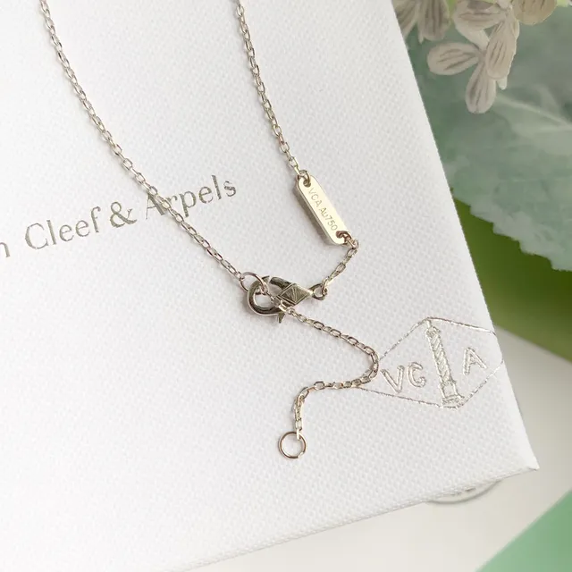 Van Cleef & Arpels Alhambra Four-Leaf Clover Pavé Diamond Necklace 5