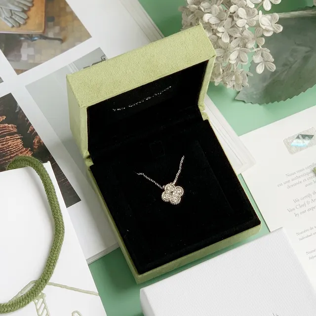 Van Cleef & Arpels Alhambra Four-Leaf Clover Pavé Diamond Necklace 8