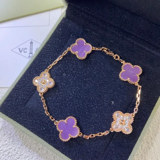 Van Cleef & Arpels Alhambra سوار إي مال بنفسجي وماس 3