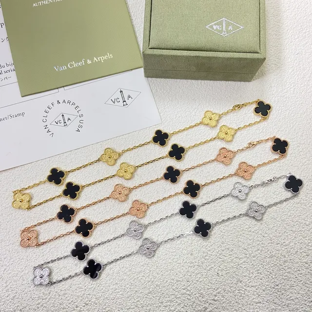 Van Cleef & Arpels Alhambra Bracelets en or à émail violet 2