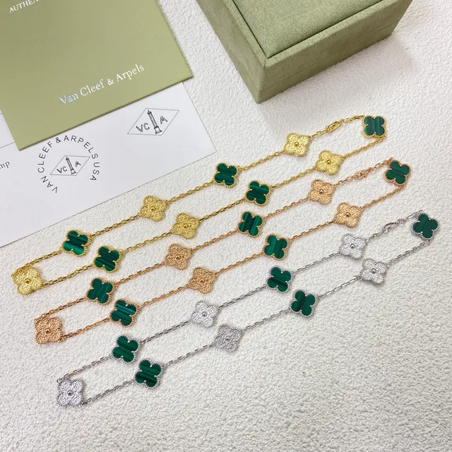 Van Cleef & Arpels Alhambra Bracelets en or à émail violet 7