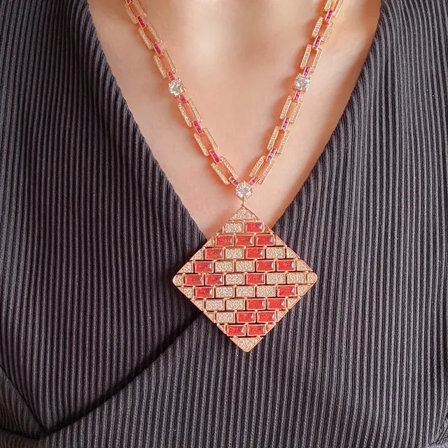 Van Cleef & Arpels Colar em Ouro Vermelho com Corrente de Elos Articulados e Mosaico de Gemas Brickwork 7