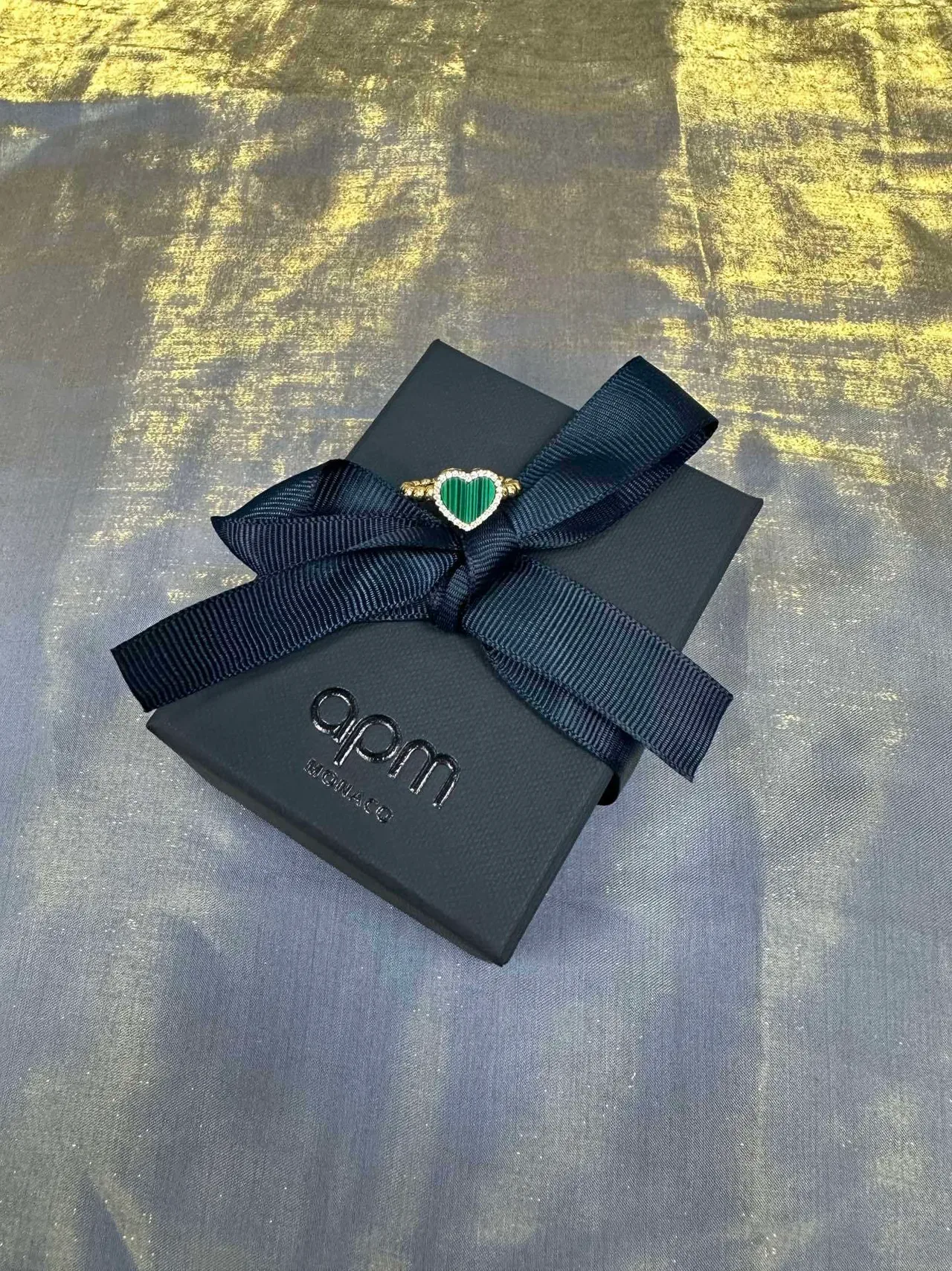 Van Cleef & Arpels Sweet Alhambra Anel Coração Malachita e Diamante 4