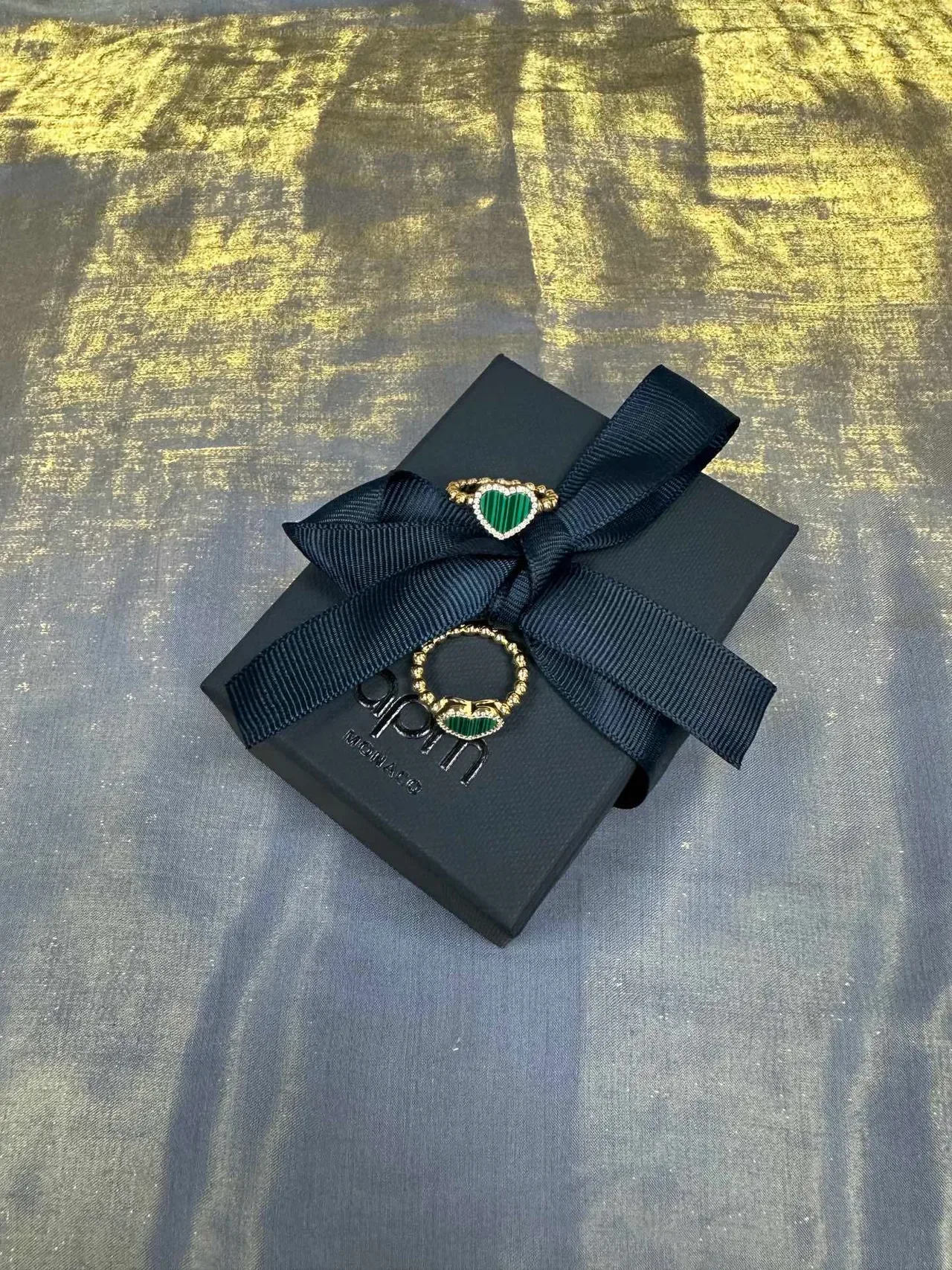 Van Cleef & Arpels Sweet Alhambra Anel Coração Malachita e Diamante 5