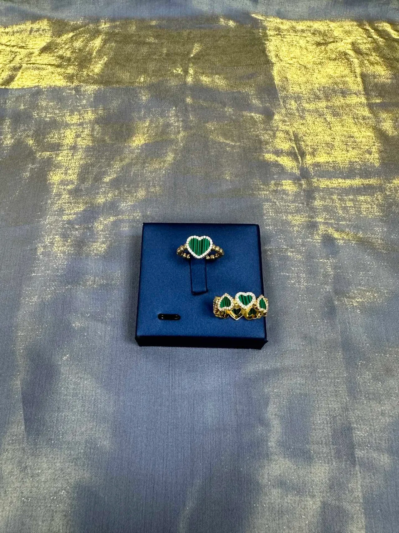 Van Cleef & Arpels Sweet Alhambra Anel Coração Malachita e Diamante 8