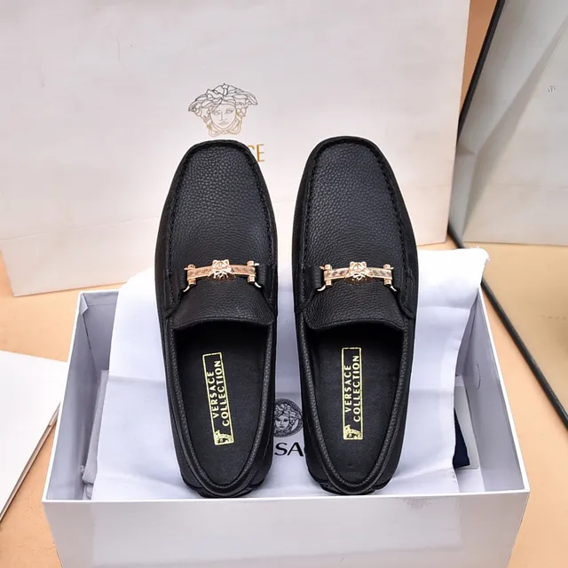 Versace Preto Dourado Couro Texturizado Medusa Fivela de Cavalo Loafer 9