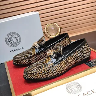 Versace भूरा काला साँप की खाल प्रिंट अपर पेटेंट लेदर ट्रिम लोअफर