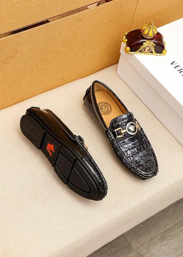 Versace Chain Reaction Black Croc-Embossed Leather Loafers 9